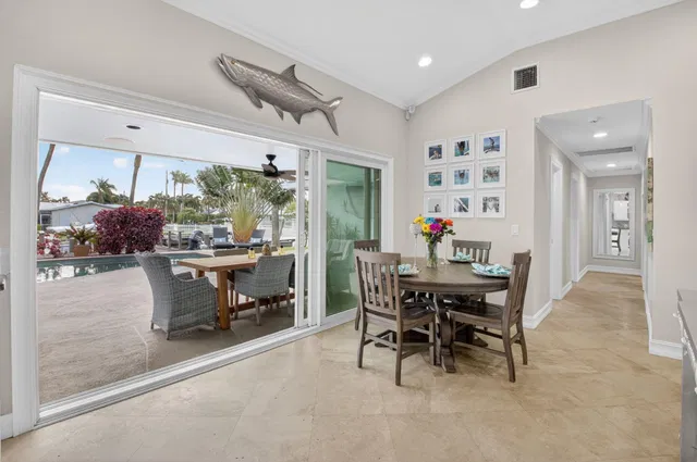 Caribbean Keys Residence photo 13