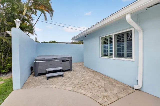 Caribbean Keys Residence photo 36