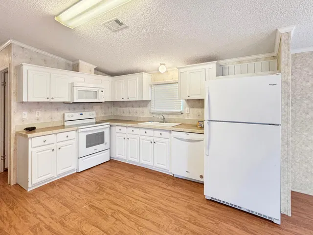  Residence photo 9