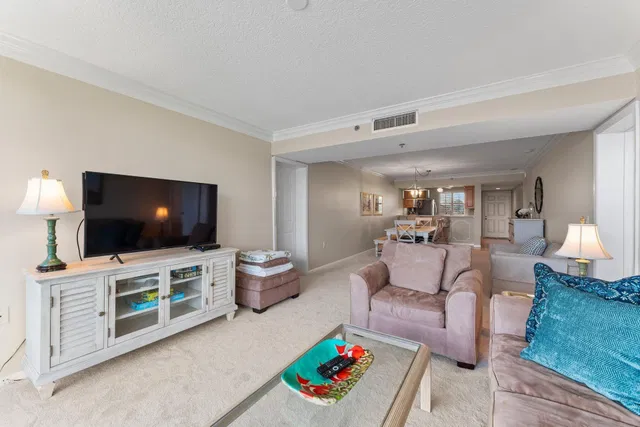 Unit 203 photo 14