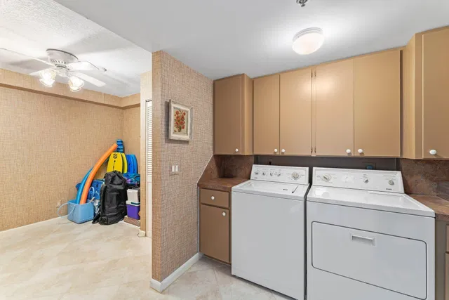 Unit 203 photo 25