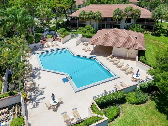 PGA National Palm Beach Gardens Residence photo 30