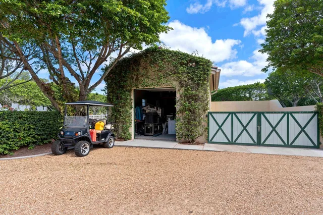  Residence photo 25