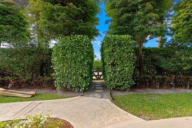  Residence photo 47