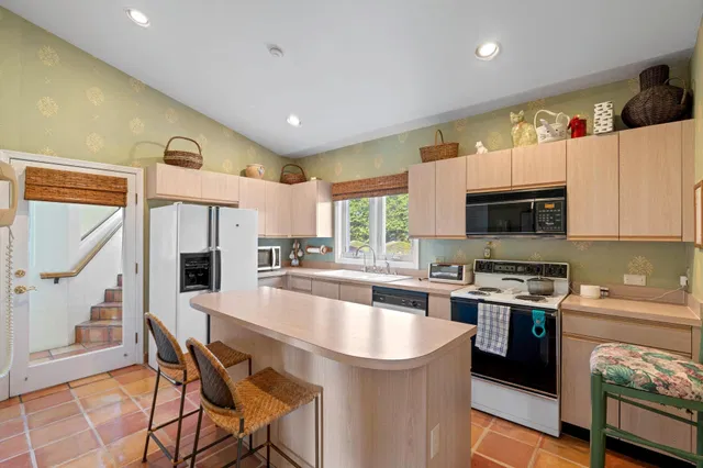  Residence photo 76