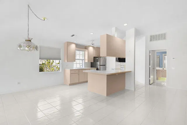 Residence photo 6