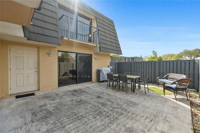 Residence photo 11