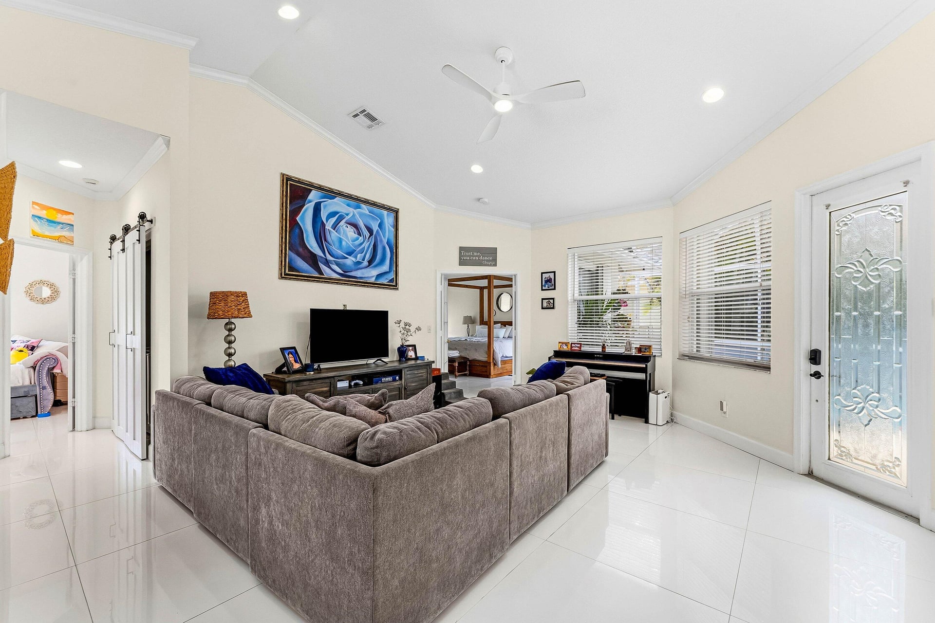 Residence photo 14