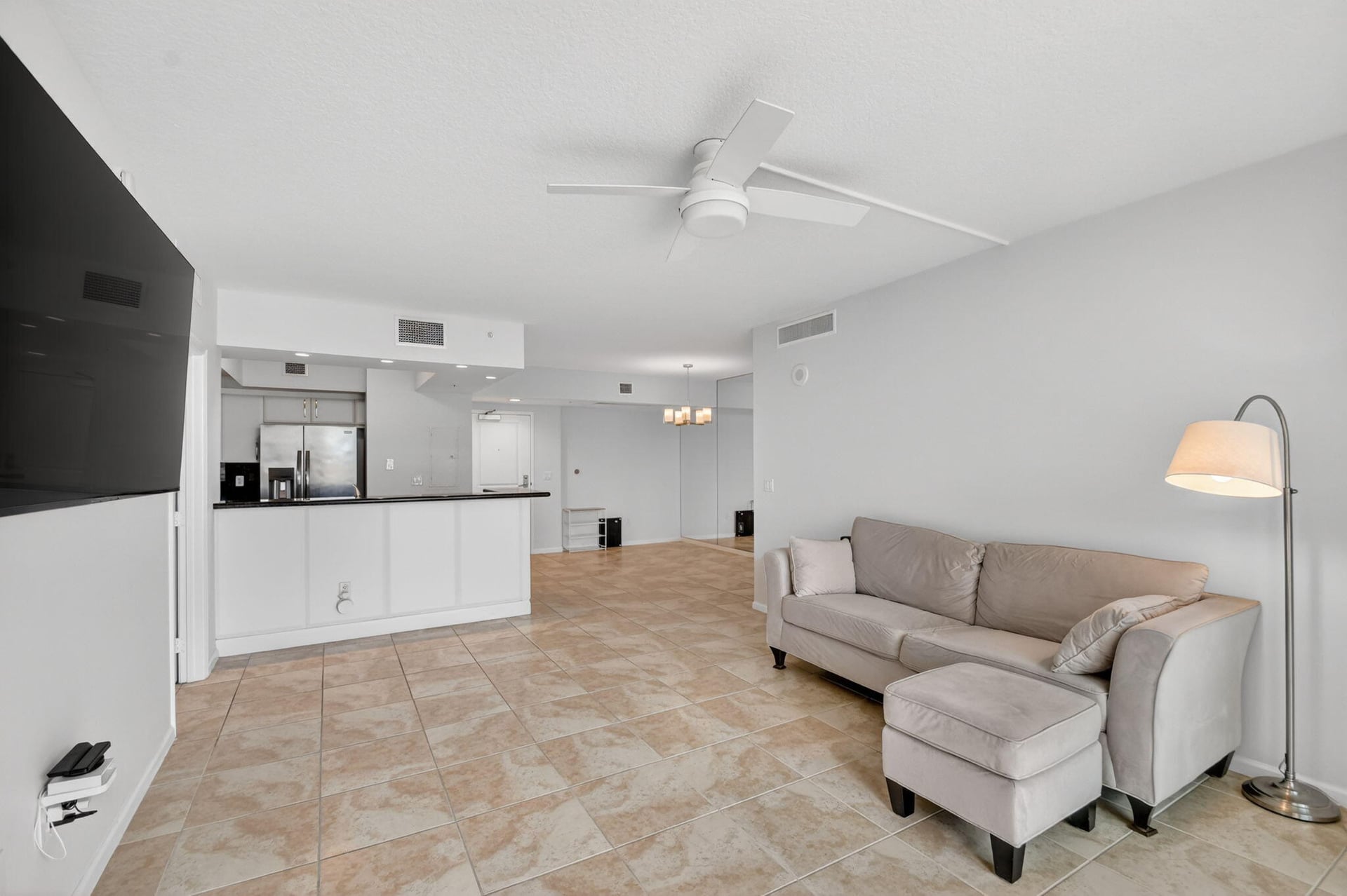 The Metropolitan Unit 307 photo 13