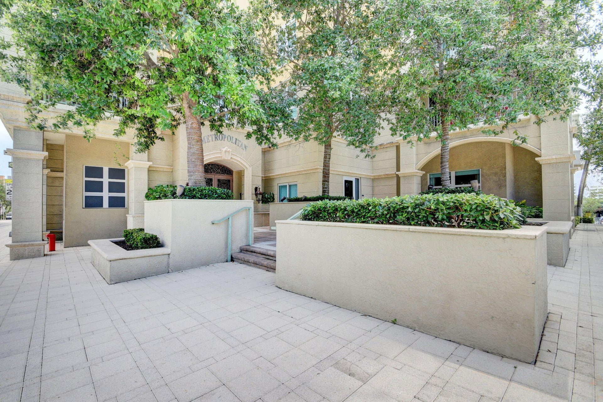The Metropolitan Unit 307 photo 35