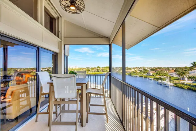 Jonathan's Landing Jupiter FL Unit E503 photo 32