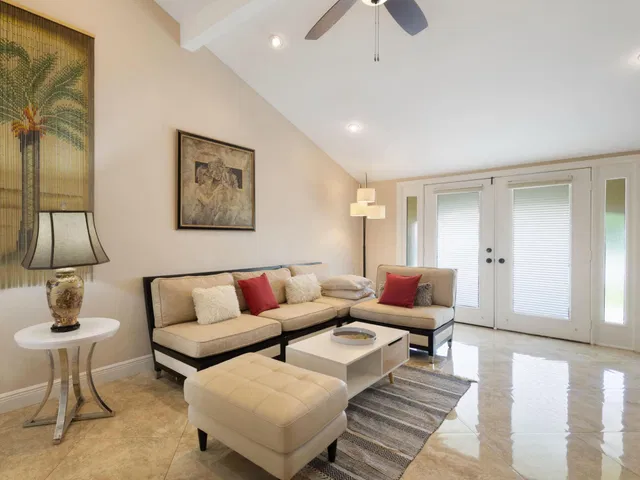 West Palm Beach Unit 1 photo 3