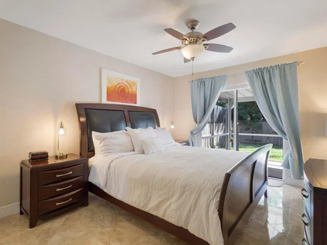 West Palm Beach Unit 1 photo 12