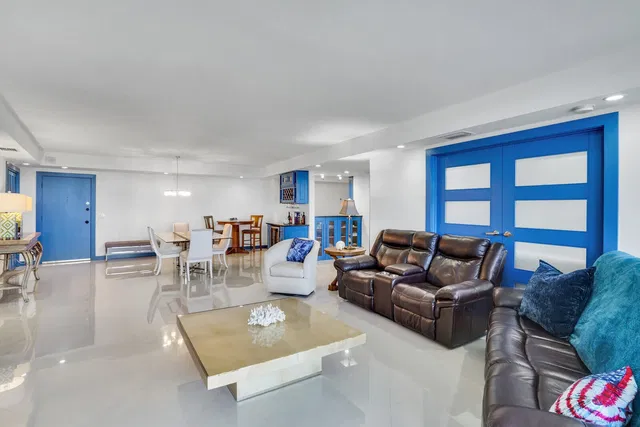 2295 S Ocean Palm Beach Unit 619 photo 6