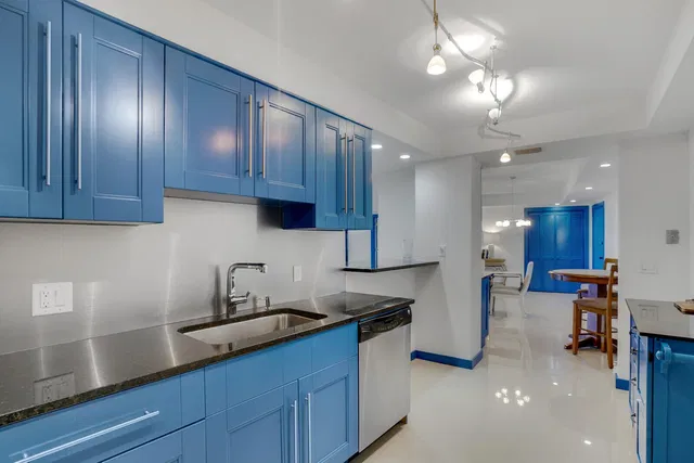 2295 S Ocean Palm Beach Unit 619 photo 9
