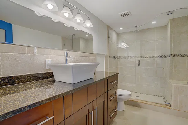 2295 S Ocean Palm Beach Unit 619 photo 17