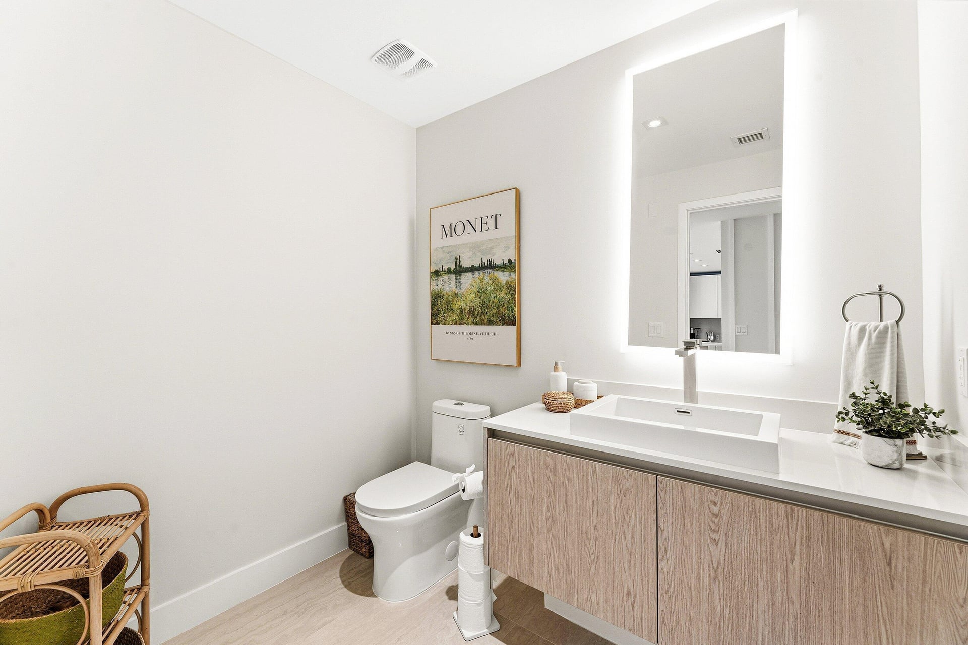 Amrit Ocean Resort & Residences Unit 1702p photo 12