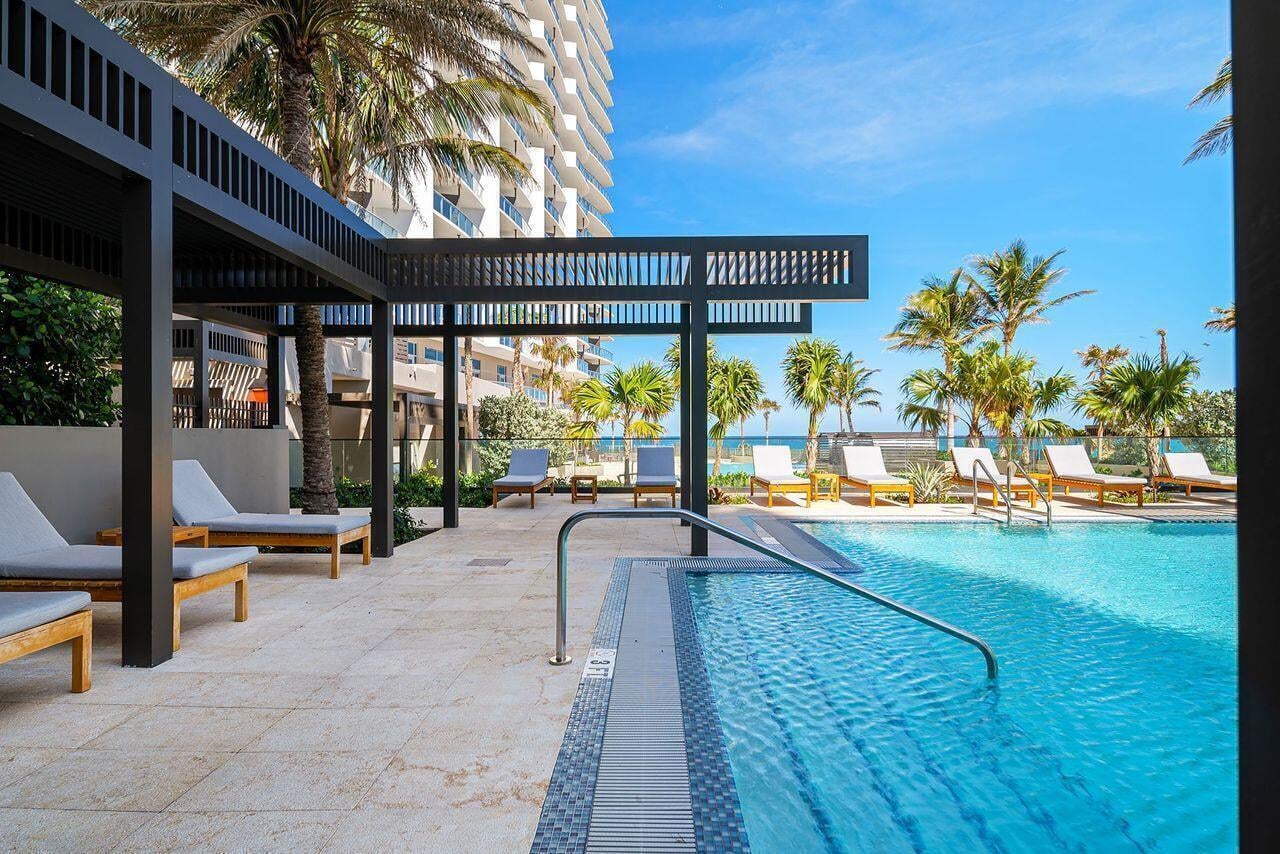 Amrit Ocean Resort & Residences Unit 1702p photo 38