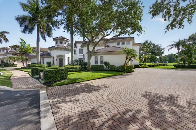 Mirasol Country Club Residence photo 12