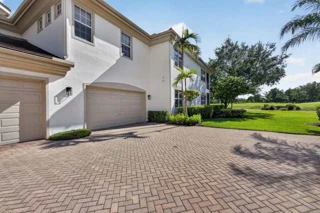 Mirasol Country Club Residence photo 14