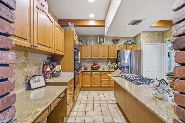Residence photo 27