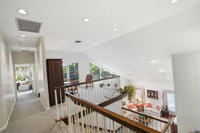 Residence photo 41