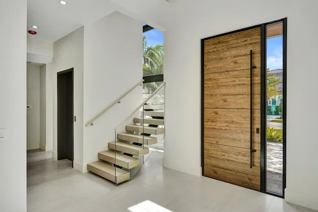 Residence photo 3