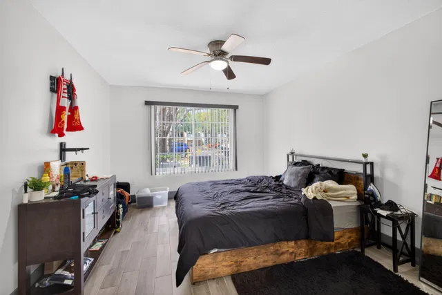 Unit 105 photo 25