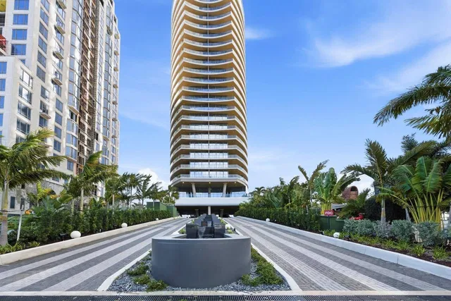 Forte on Flagler Unit 1702 photo 32