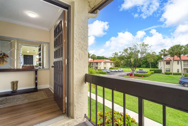 Boca Lago Country Club Homes Unit H photo 8