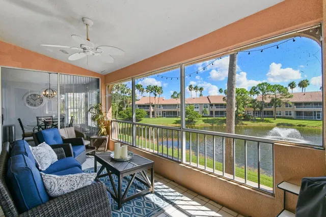 PGA National Palm Beach Gardens Residence photo 24