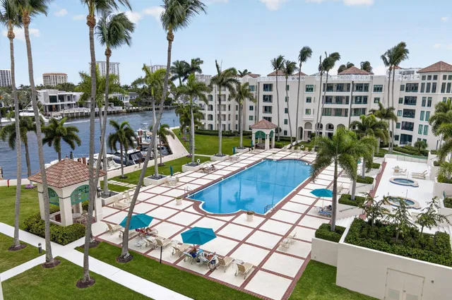 Mizner Court Unit Ph 7 photo 39