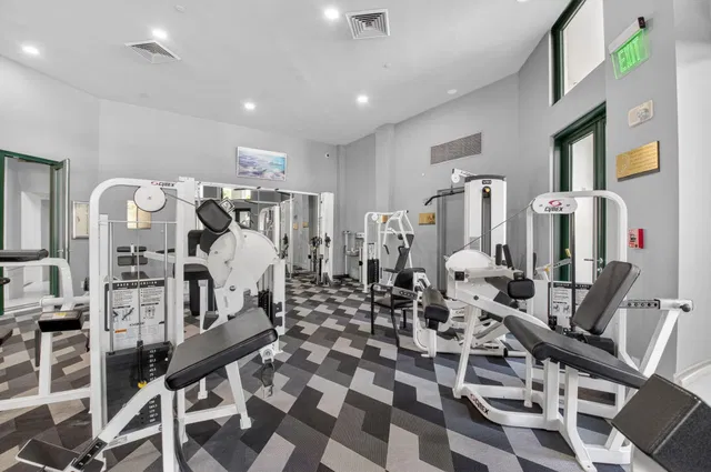 Mizner Court Unit Ph 7 photo 41
