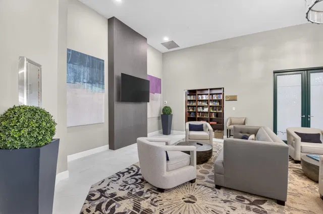 Mizner Court Unit Ph 7 photo 48