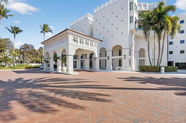 Mizner Court Unit Ph 7 photo 54