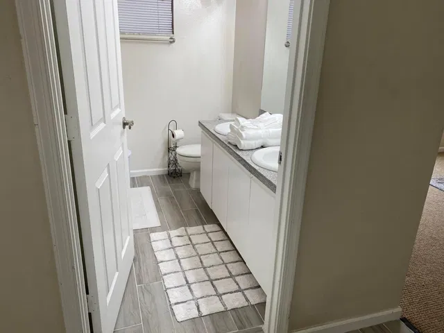 Residence photo 12