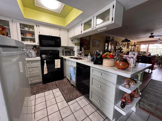 Residence photo 6