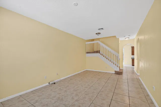 Residence photo 5