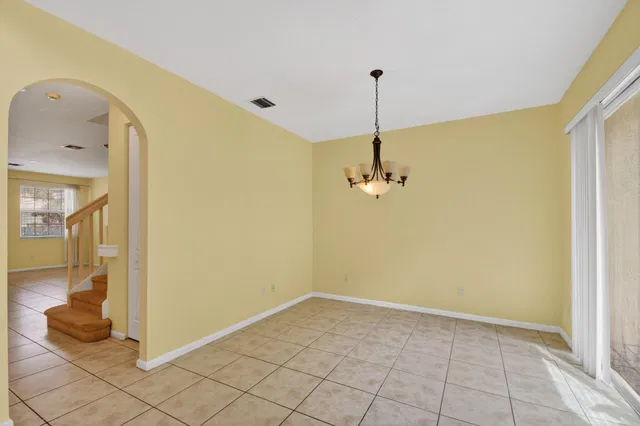 Residence photo 12