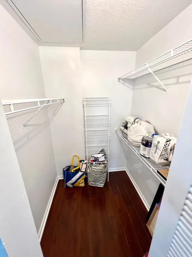Unit 205 photo 8