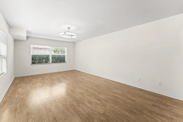 Residence photo 7