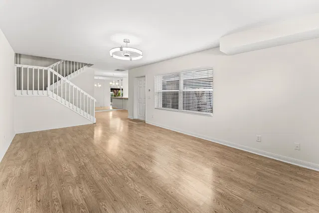 Residence photo 9