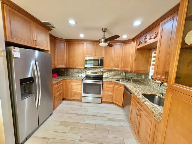 Residence photo 14