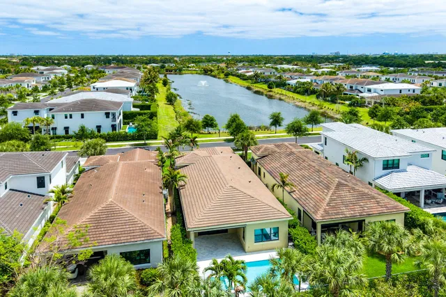 Artistry Palm Beach Gardens Residence photo 32