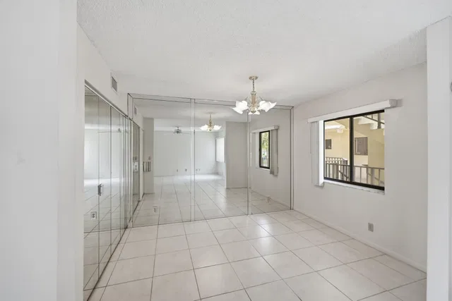 Unit 219 photo 9