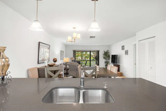 Boca Lago Country Club Homes Unit F photo 12