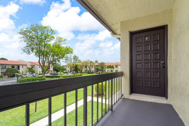 Boca Lago Country Club Homes Unit F photo 37