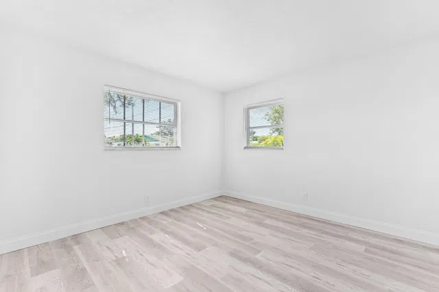  Residence photo 17