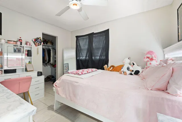 Residence photo 10