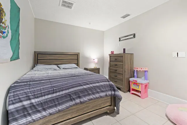 Residence photo 11